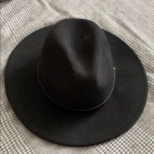Black hat